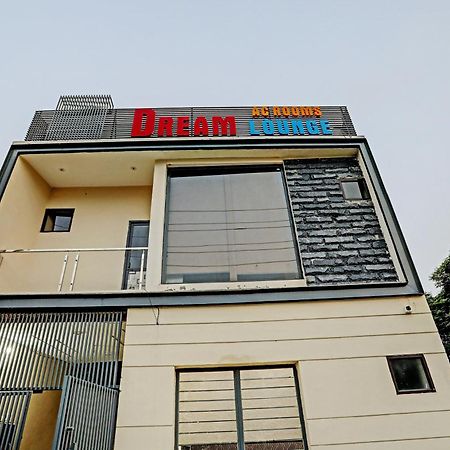 Dream Lounge Hotel Jalandhar Bagian luar foto