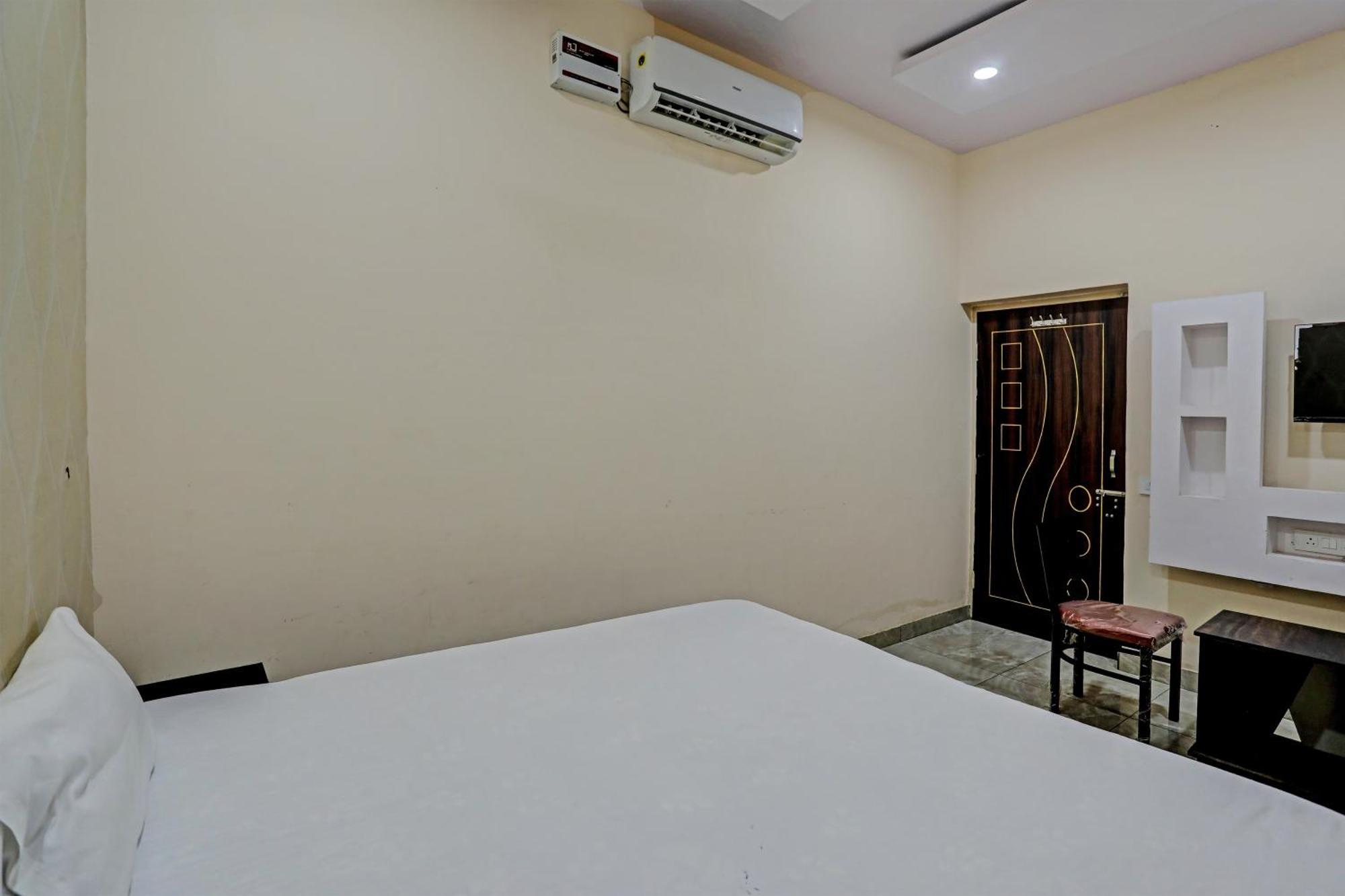 Dream Lounge Hotel Jalandhar Bagian luar foto